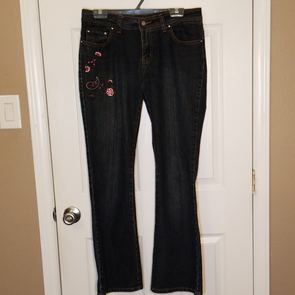 727 Jeans size 13, Embroidered pink floral pattern